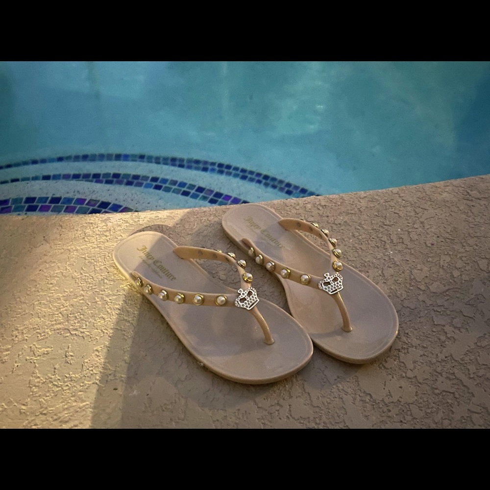 Juicy couture sandals